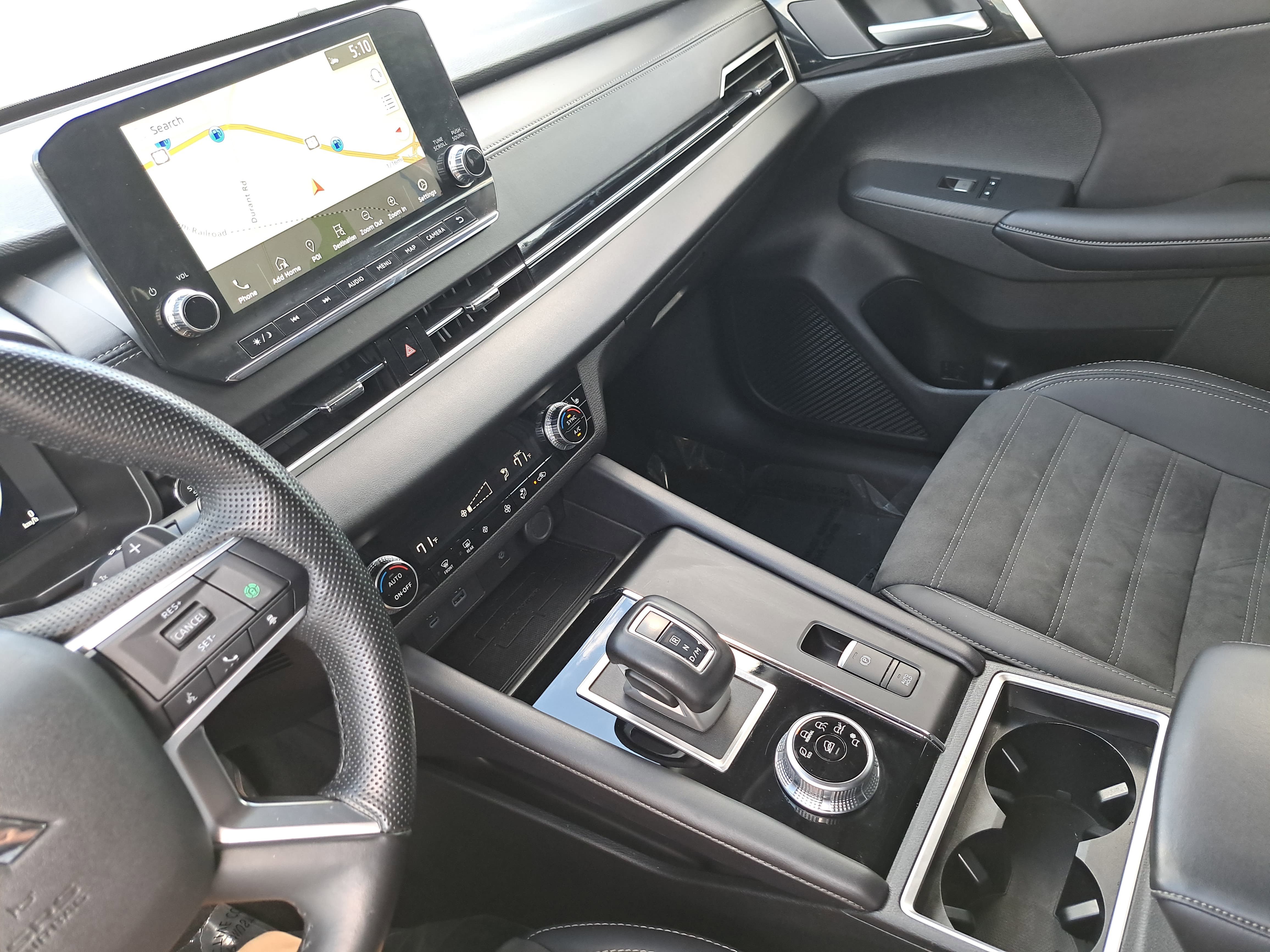 Used 2024 Mitsubishi Outlander SE FWD image 26