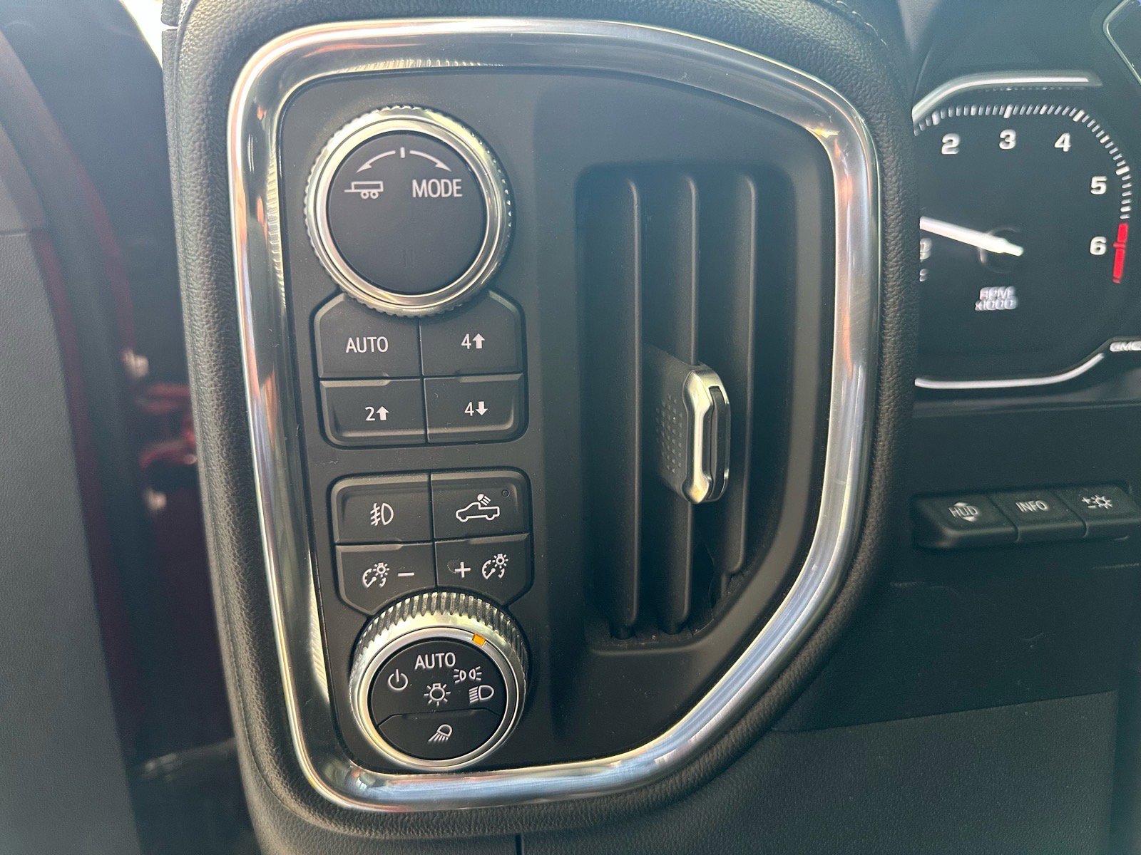 Used 2021 GMC Sierra 1500 Denali w/ Denali Ultimate Package image 34