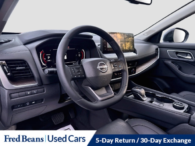 Used 2026 Nissan Rogue Platinum w/ Platinum Premium Package AWD/4WD image 12