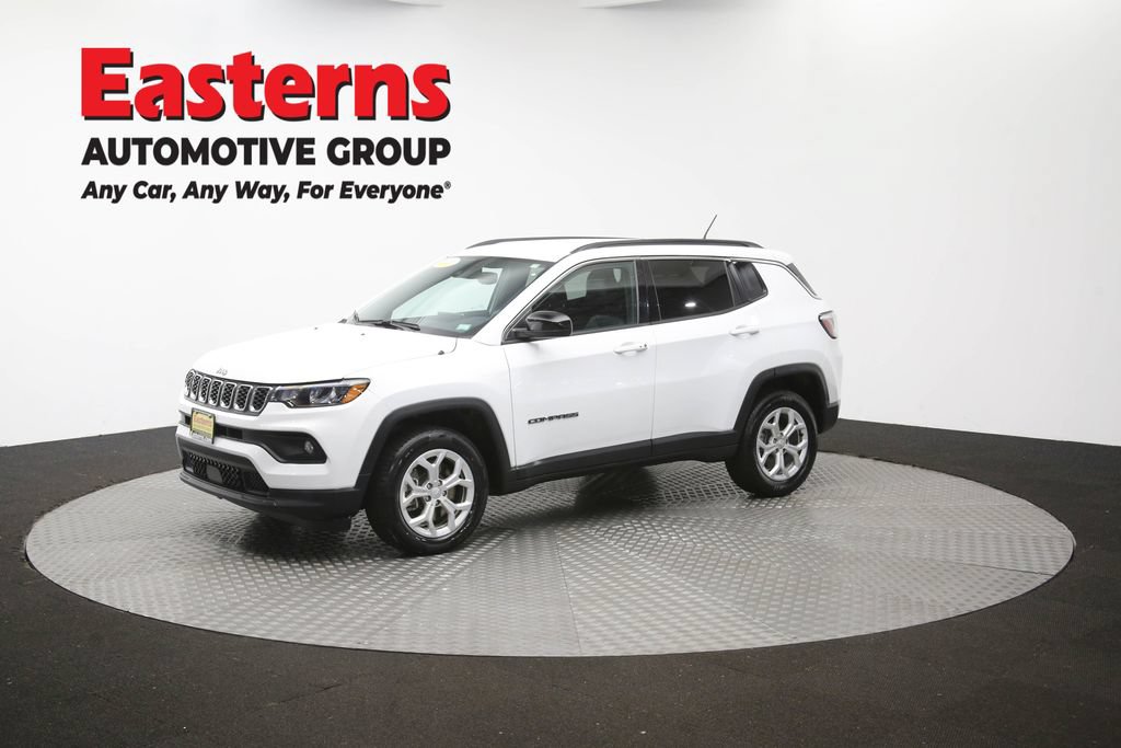 Used 2024 Jeep Compass Latitude AWD/4WD image 56