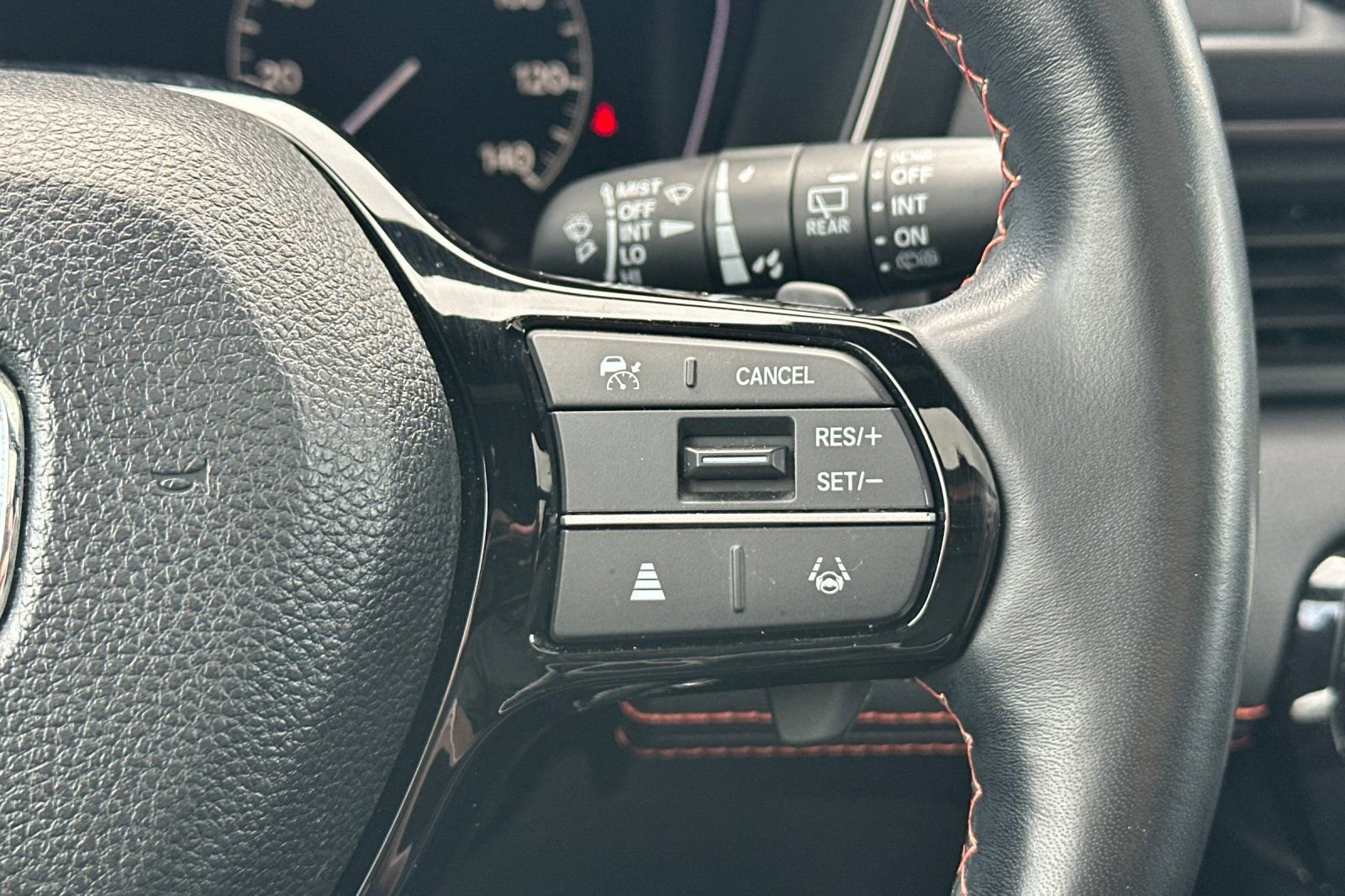 Certified 2024 Honda Pilot TrailSport image 30