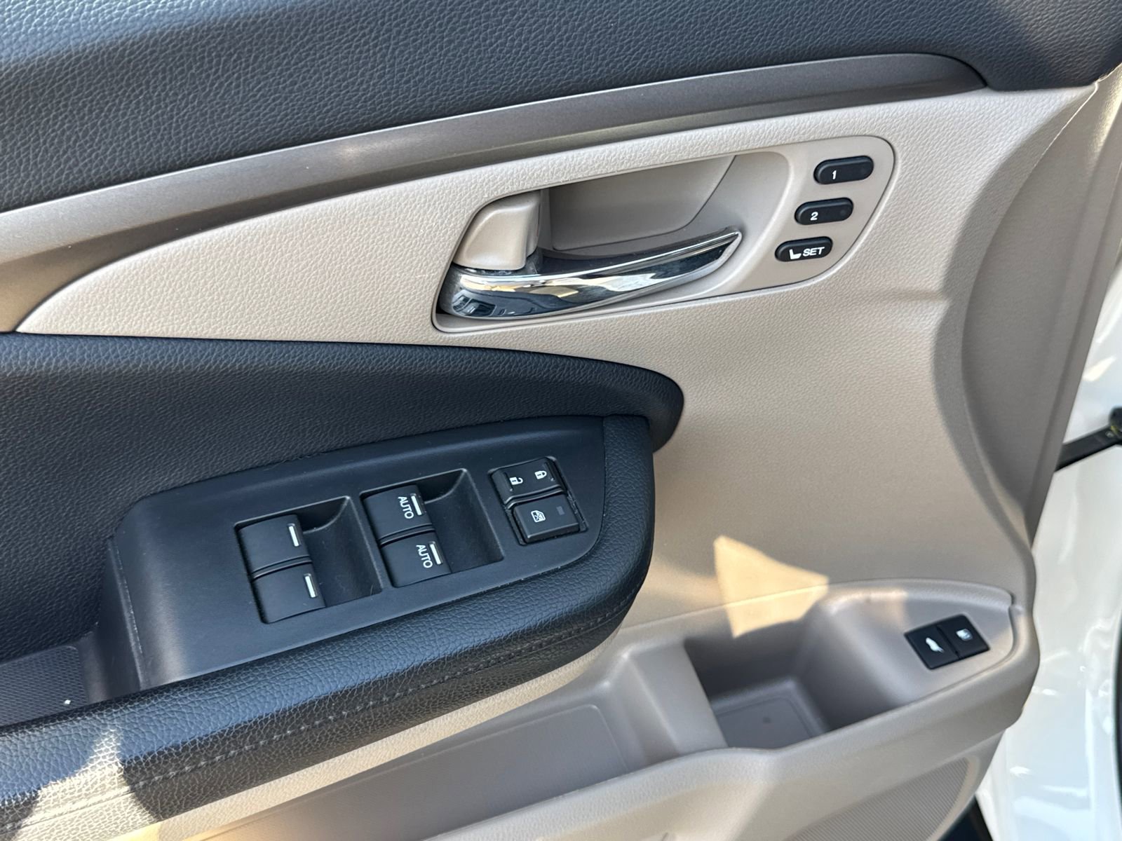 Used 2019 Honda Pilot EX-L image 18