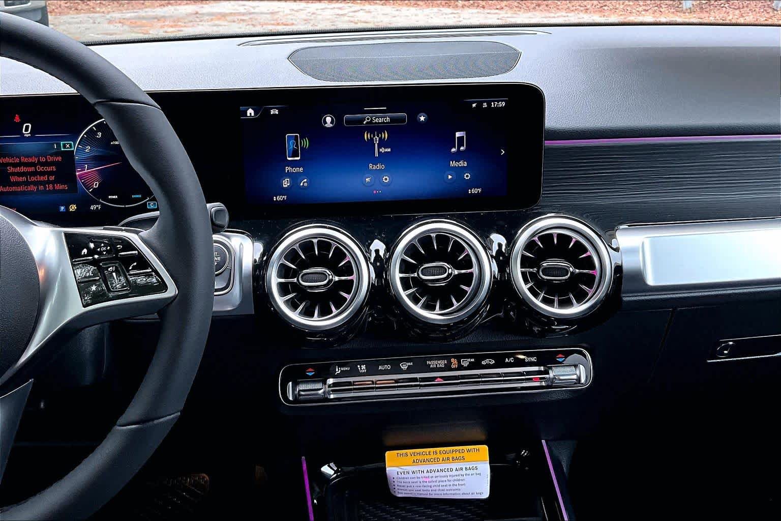 New 2026 Mercedes-Benz GLB 250 4MATIC image 9