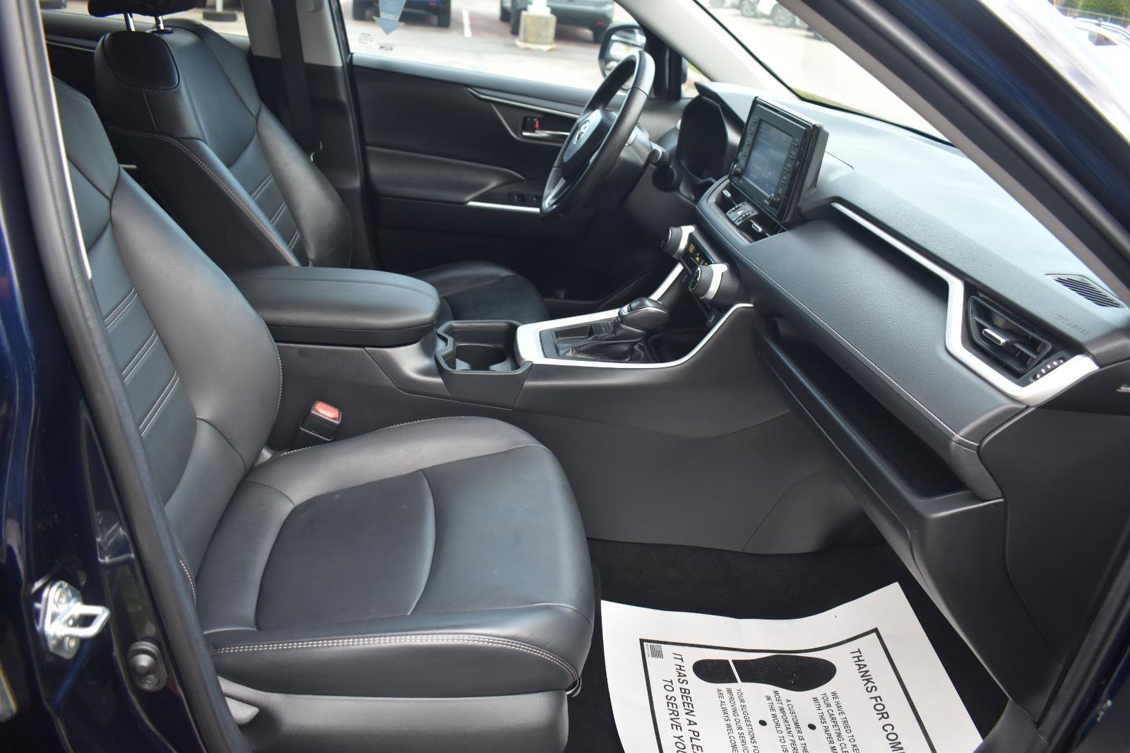 Used 2020 Toyota RAV4 XLE Premium FWD image 65