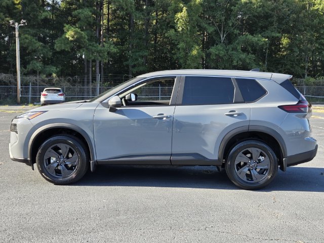 New 2026 Nissan Rogue SV FWD image 2
