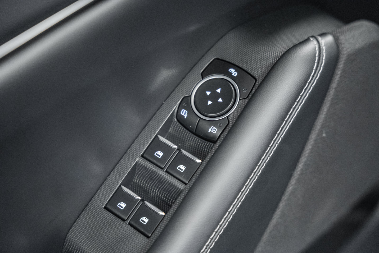Used 2023 Ford Mustang Mach-E Select RWD image 40