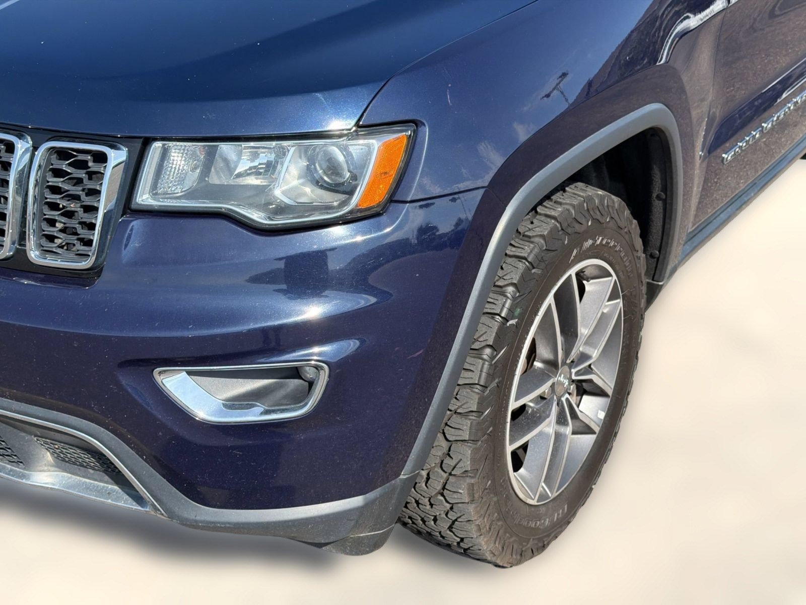 Used 2018 Jeep Grand Cherokee Limited AWD/4WD image 24