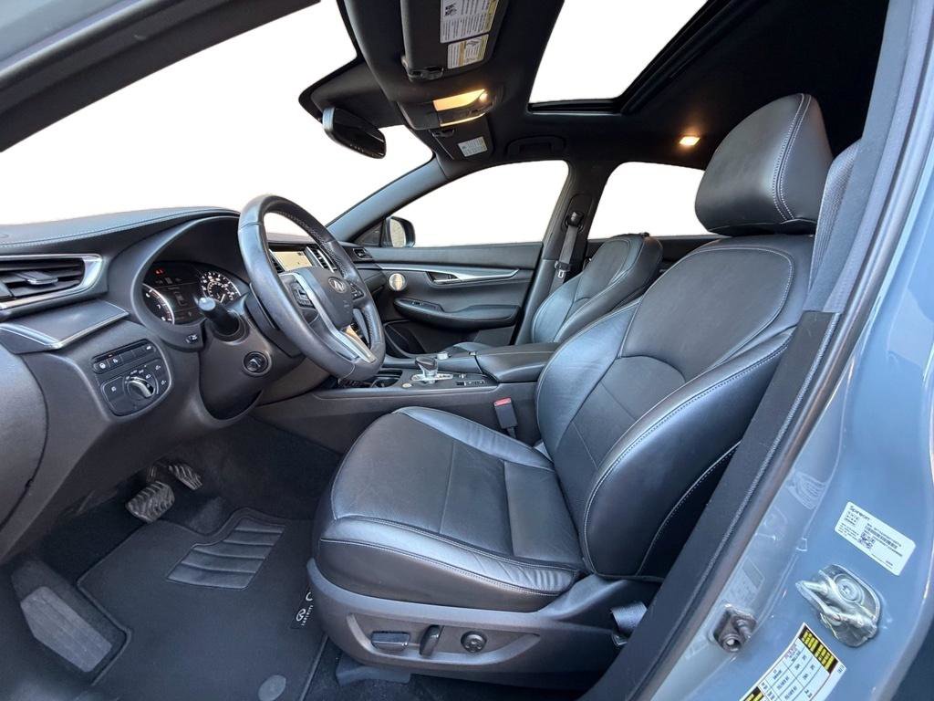 Used 2023 INFINITI QX55 Essential image 12
