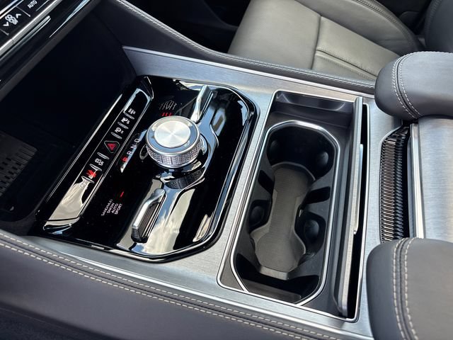 New 2026 Jeep Grand Wagoneer Limited AWD/4WD image 29