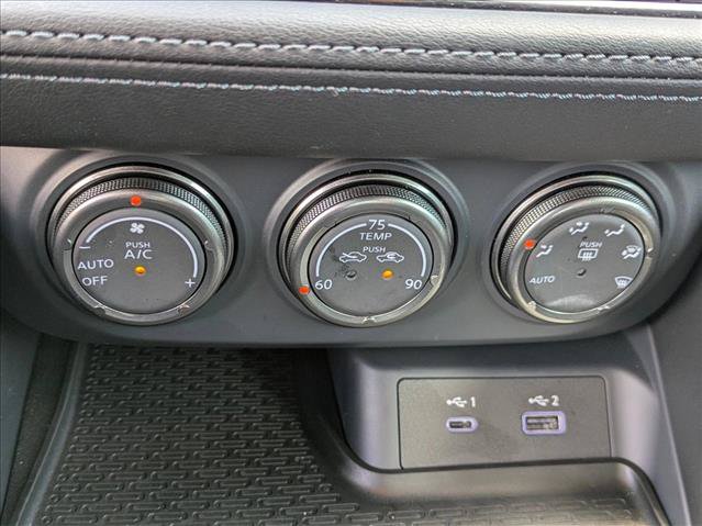 Used 2024 Nissan Z Performance w/ Heritage Edition RWD image 18