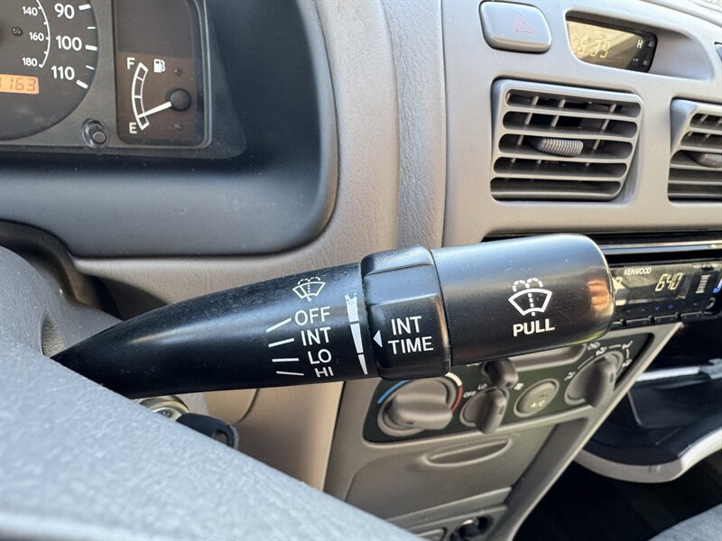 Used 1998 Toyota Corolla LE FWD image 27