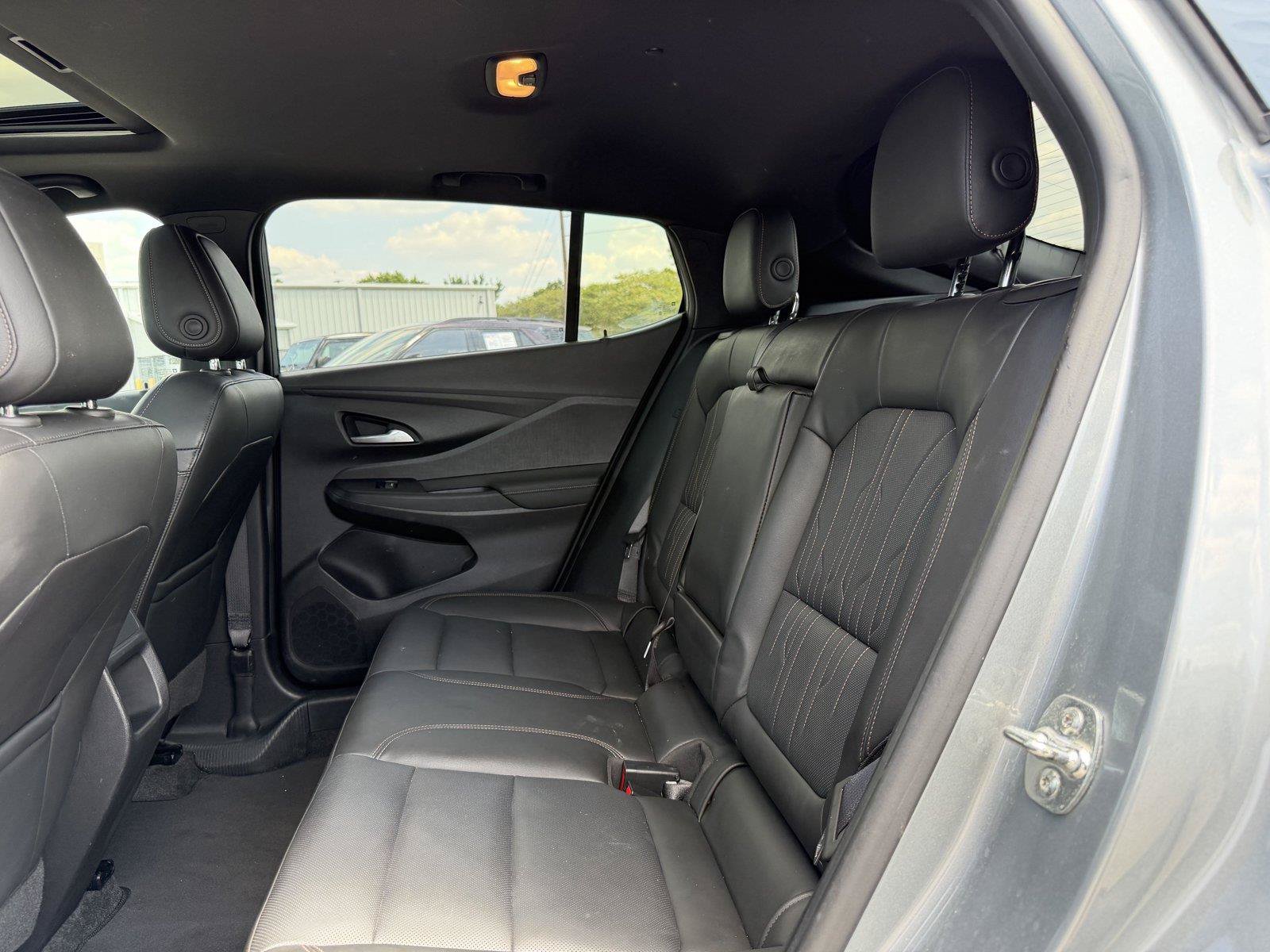 Used 2025 Buick Envista Avenir FWD image 19