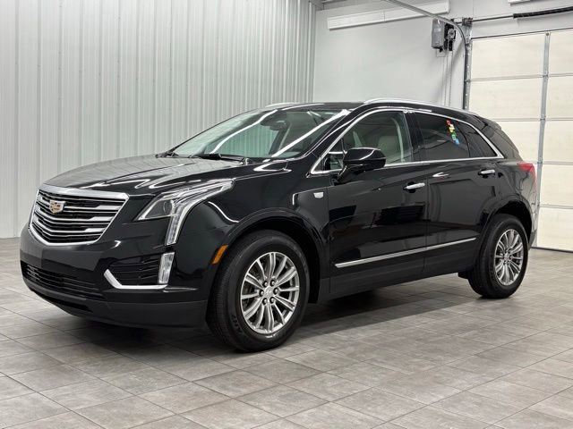 Used 2017 Cadillac XT5 Luxury w/ Driver Awareness Package FWD image 5