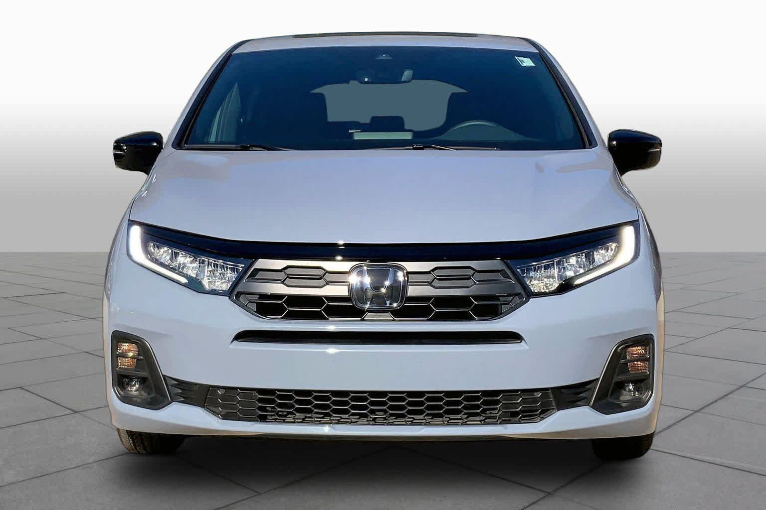 Used 2026 Honda Odyssey Sport-L image 3