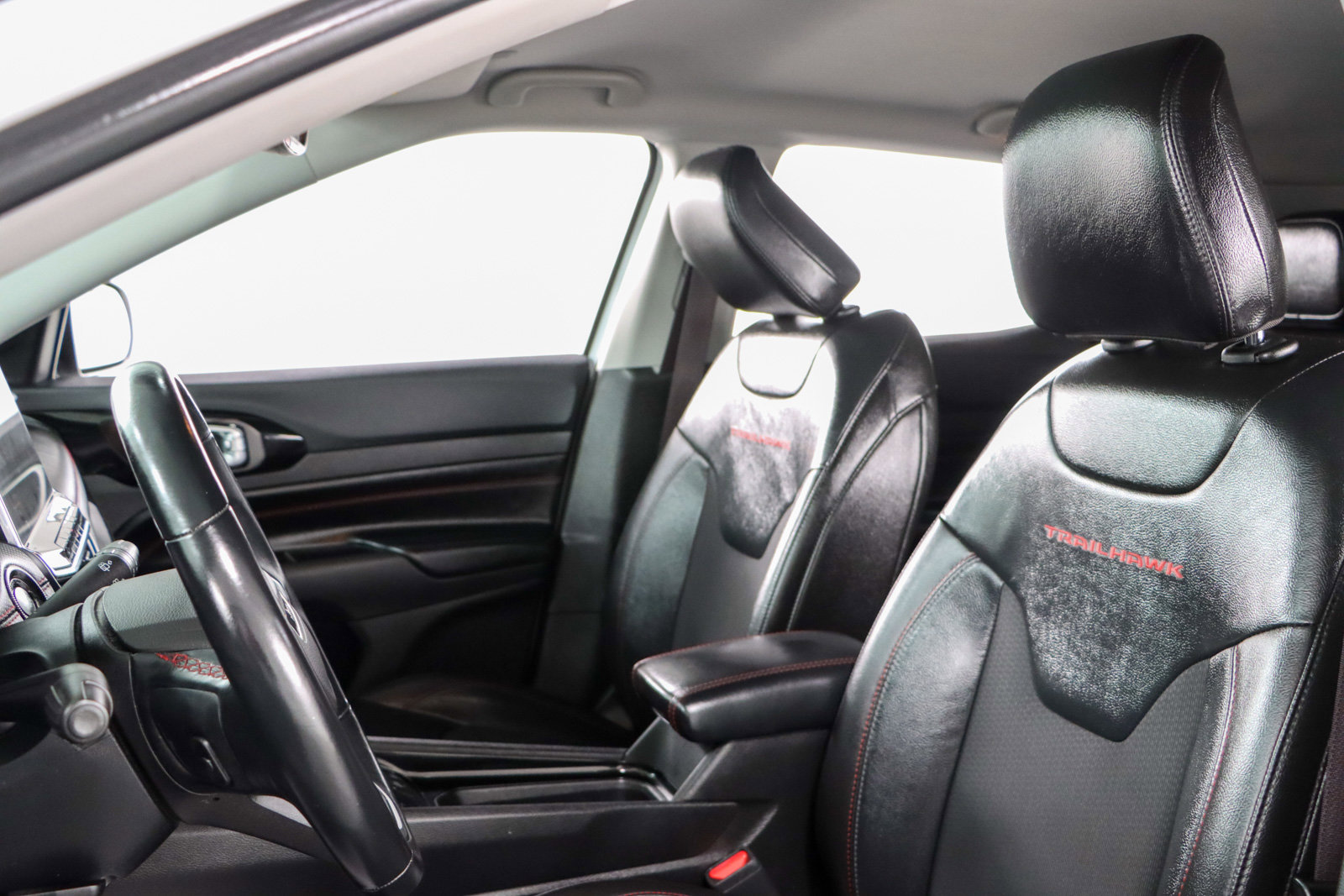 Used 2022 Jeep Compass Trailhawk w/ Trailhawk Convenience Group image 23