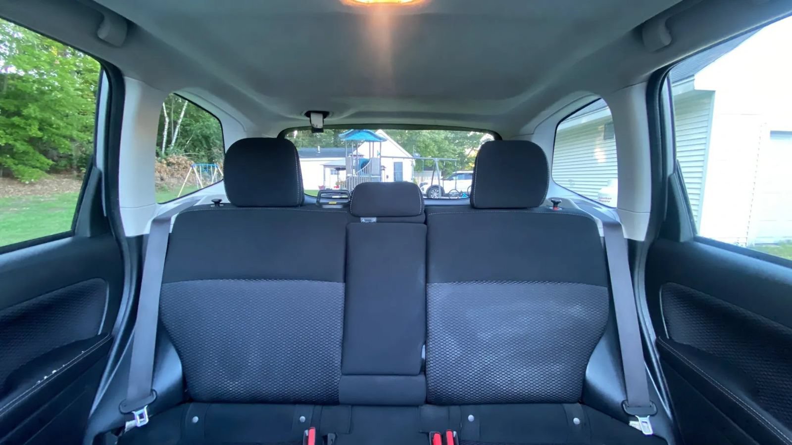 Used 2018 Subaru Forester 2.5i Premium w/ All-Weather Package AWD/4WD image 16