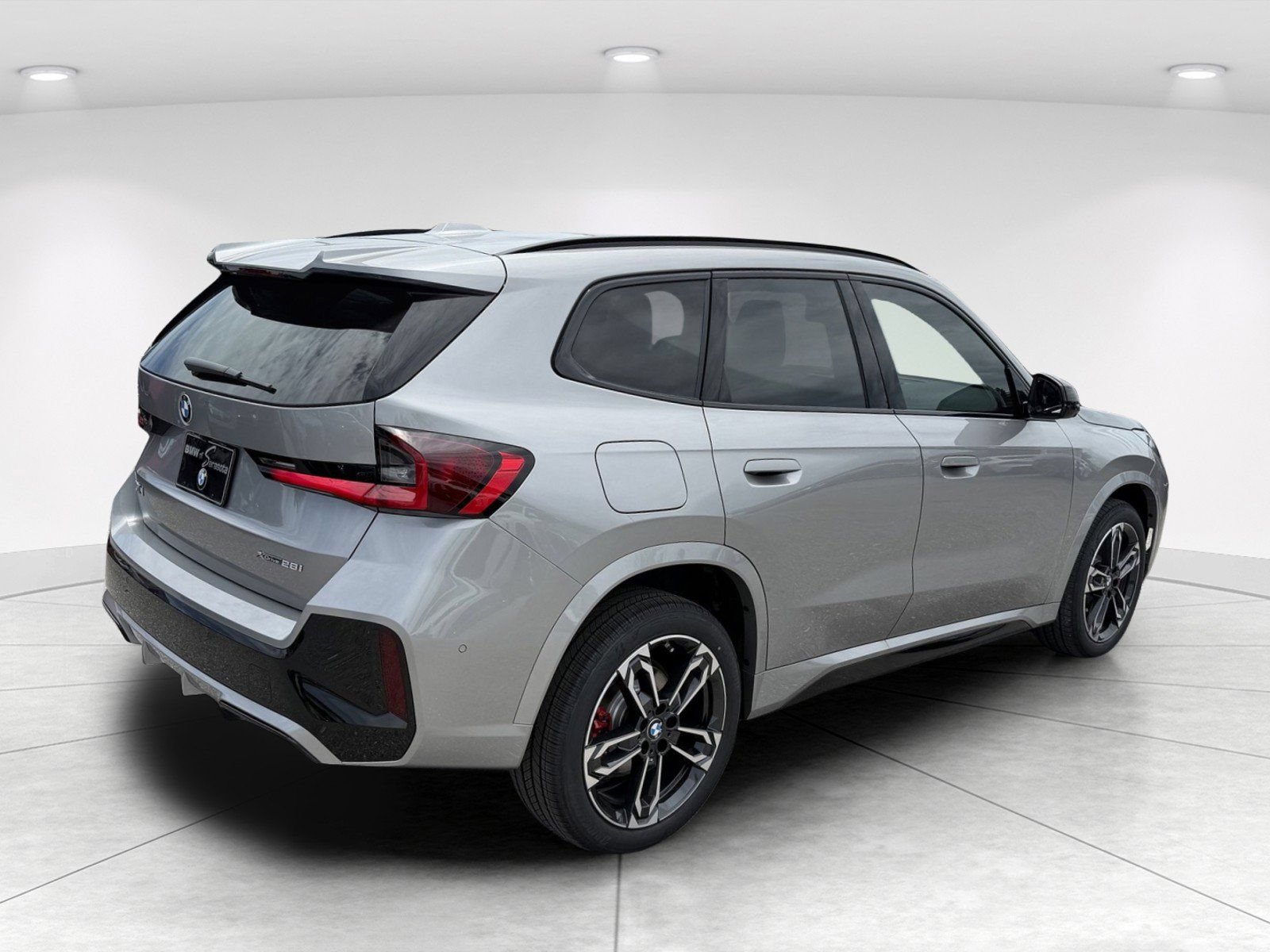 New 2026 BMW X1 xDrive28i w/ Technology Package AWD/4WD image 4