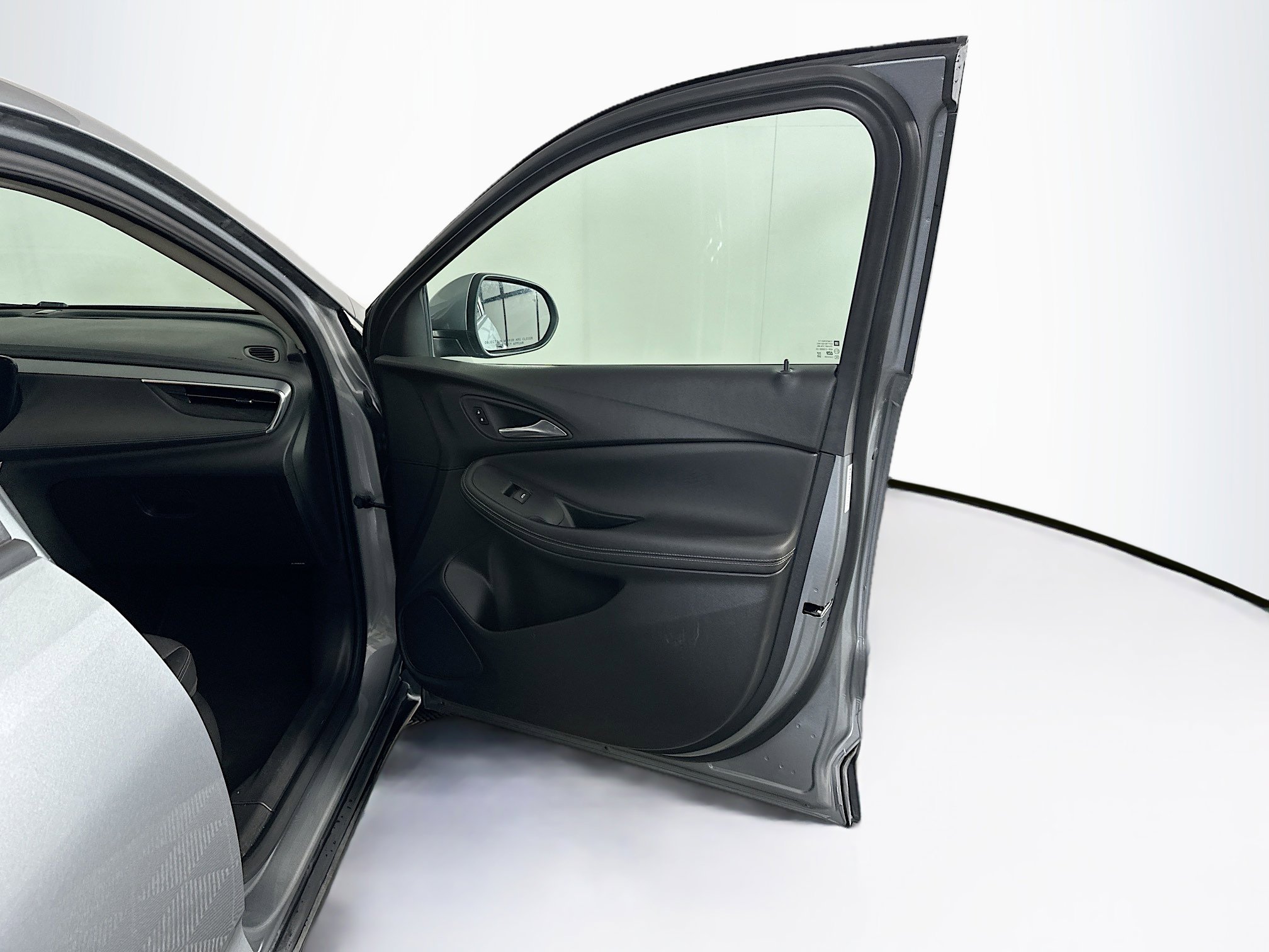 Used 2025 Buick Encore GX Preferred FWD image 29