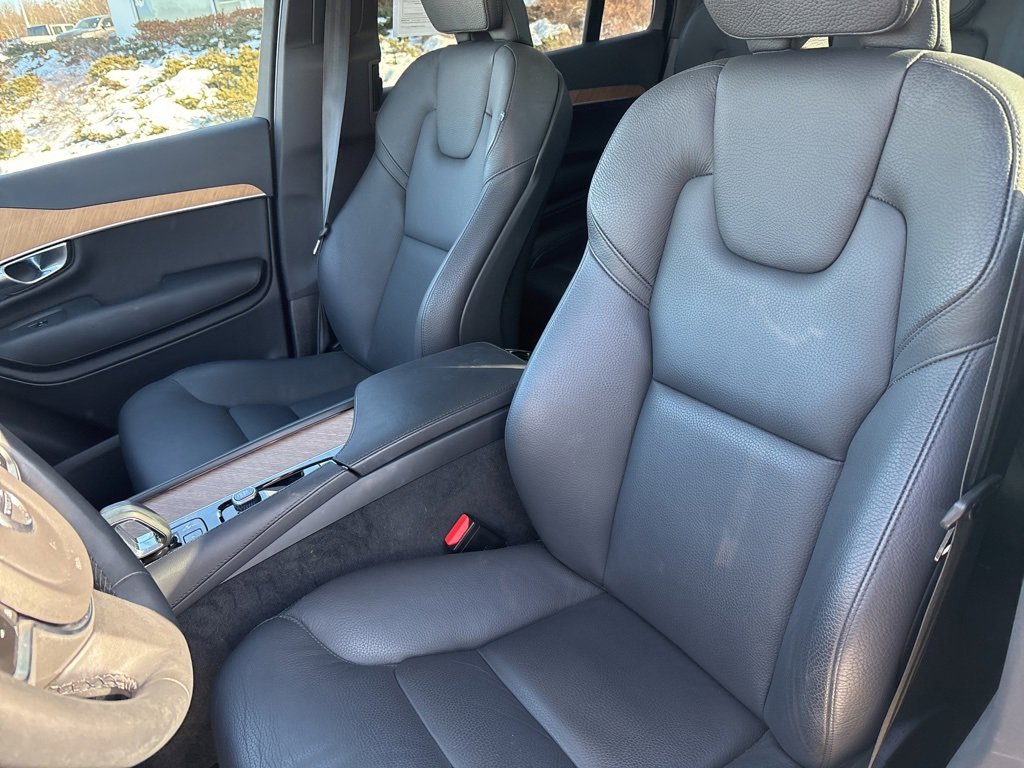 Certified 2023 Volvo XC90 B6 Plus image 17