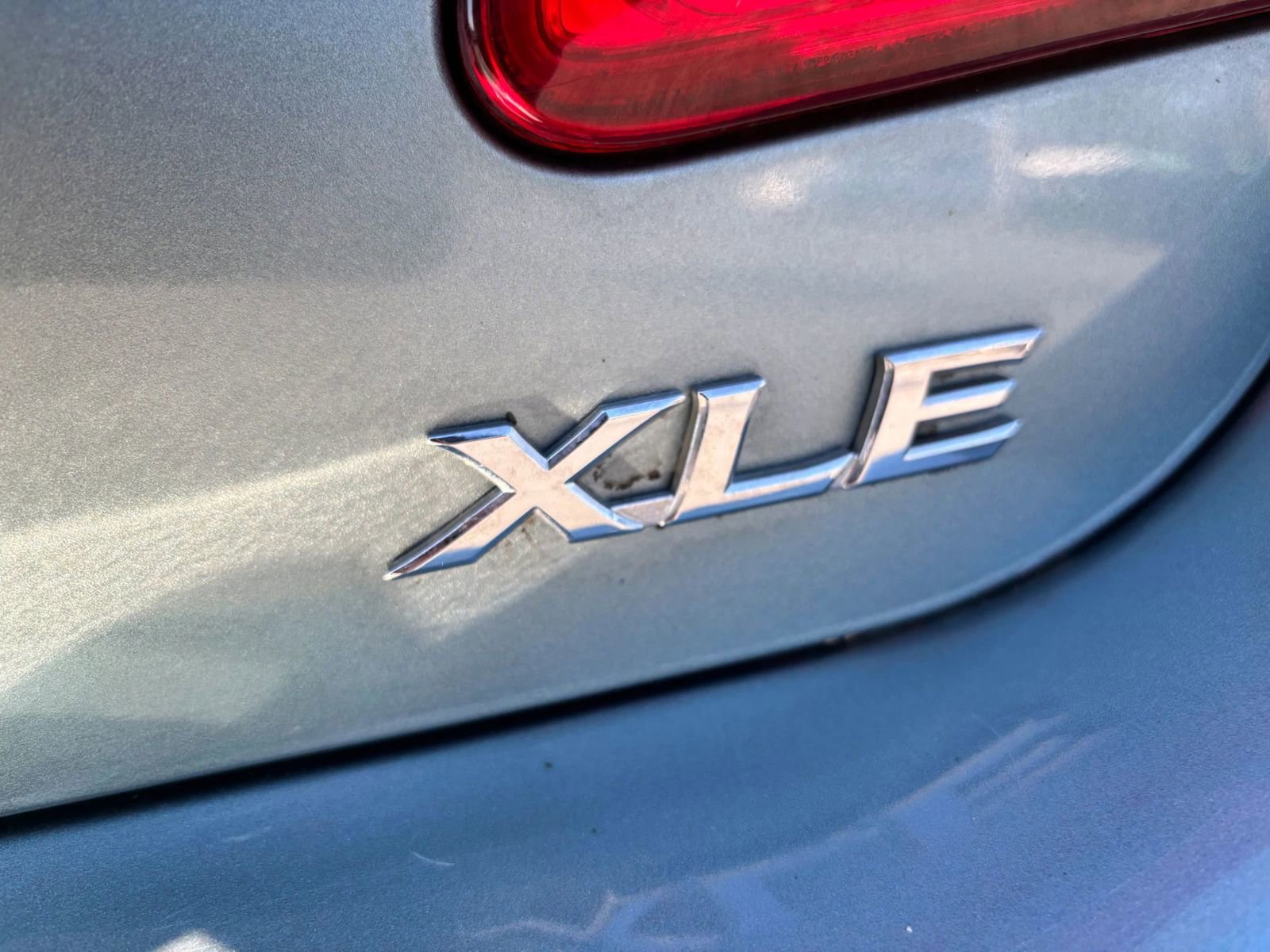 Used 2011 Toyota Camry XLE w/ XLE Extra-Value Pkg #1 image 5