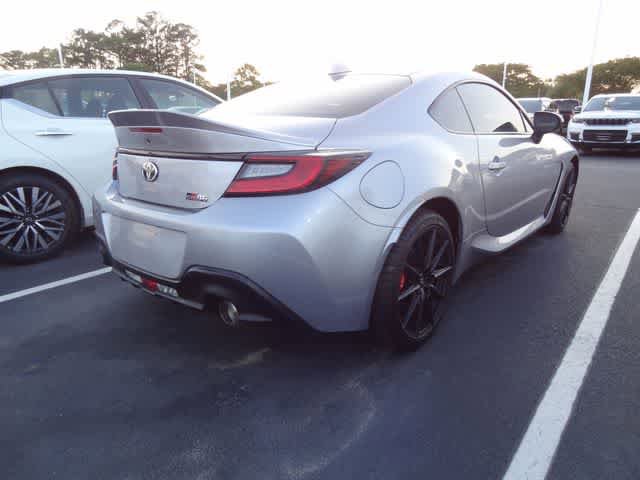 Used 2025 Toyota GR86 Premium w/ Performance Package RWD image 6