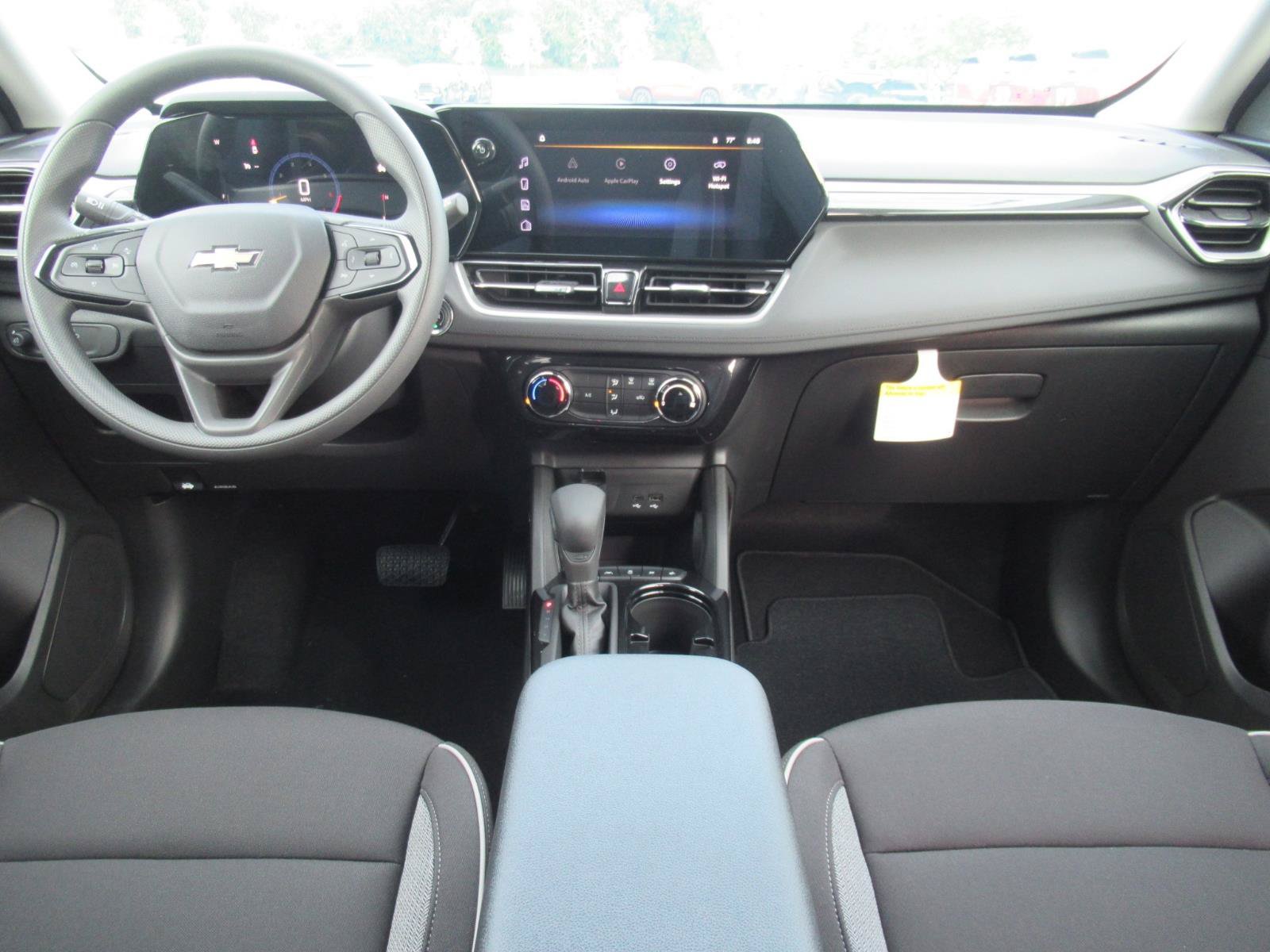 New 2026 Chevrolet TrailBlazer LT w/ Driver Confidence Package FWD image 13