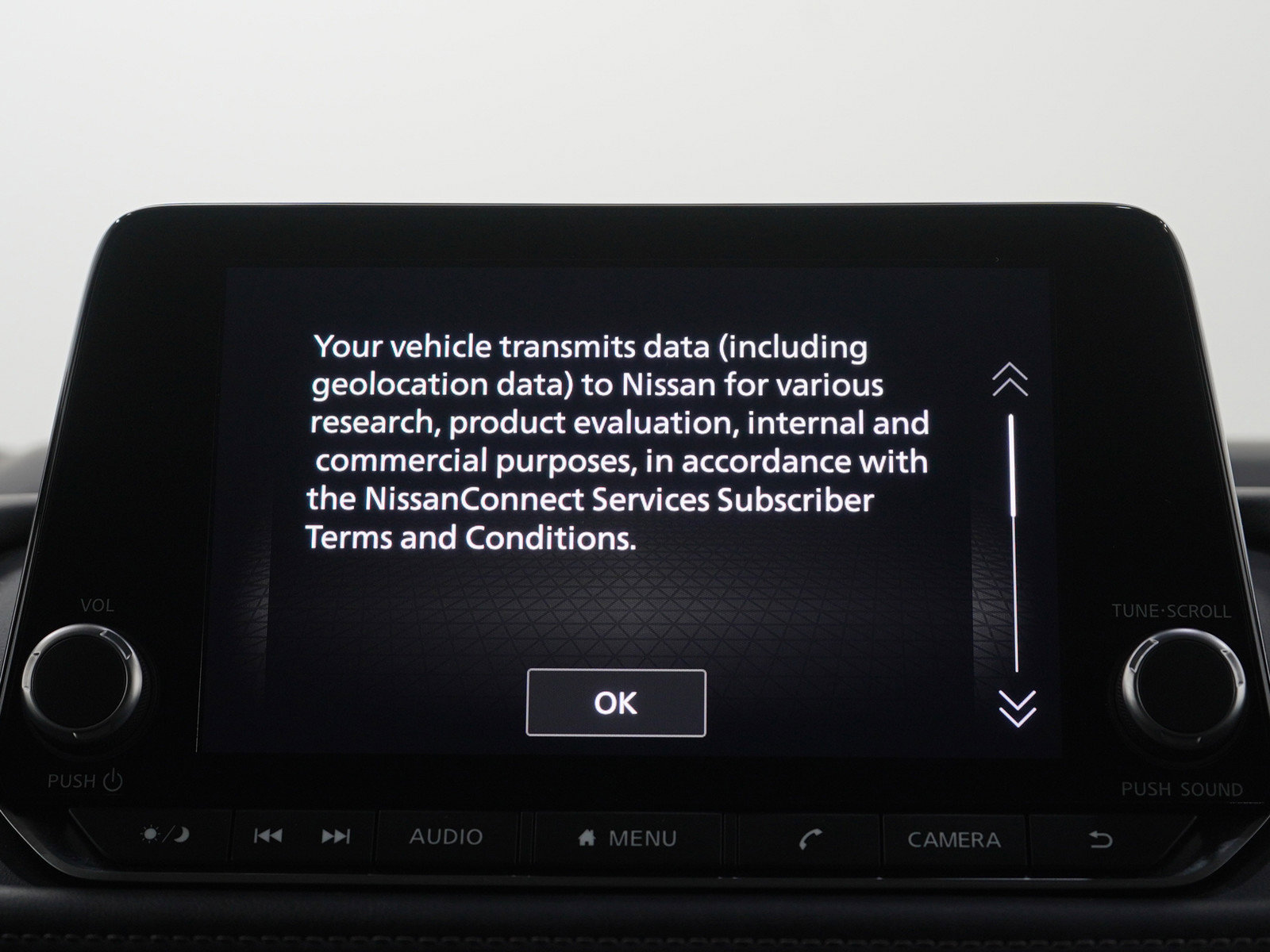 Used 2025 Nissan Rogue SV image 16