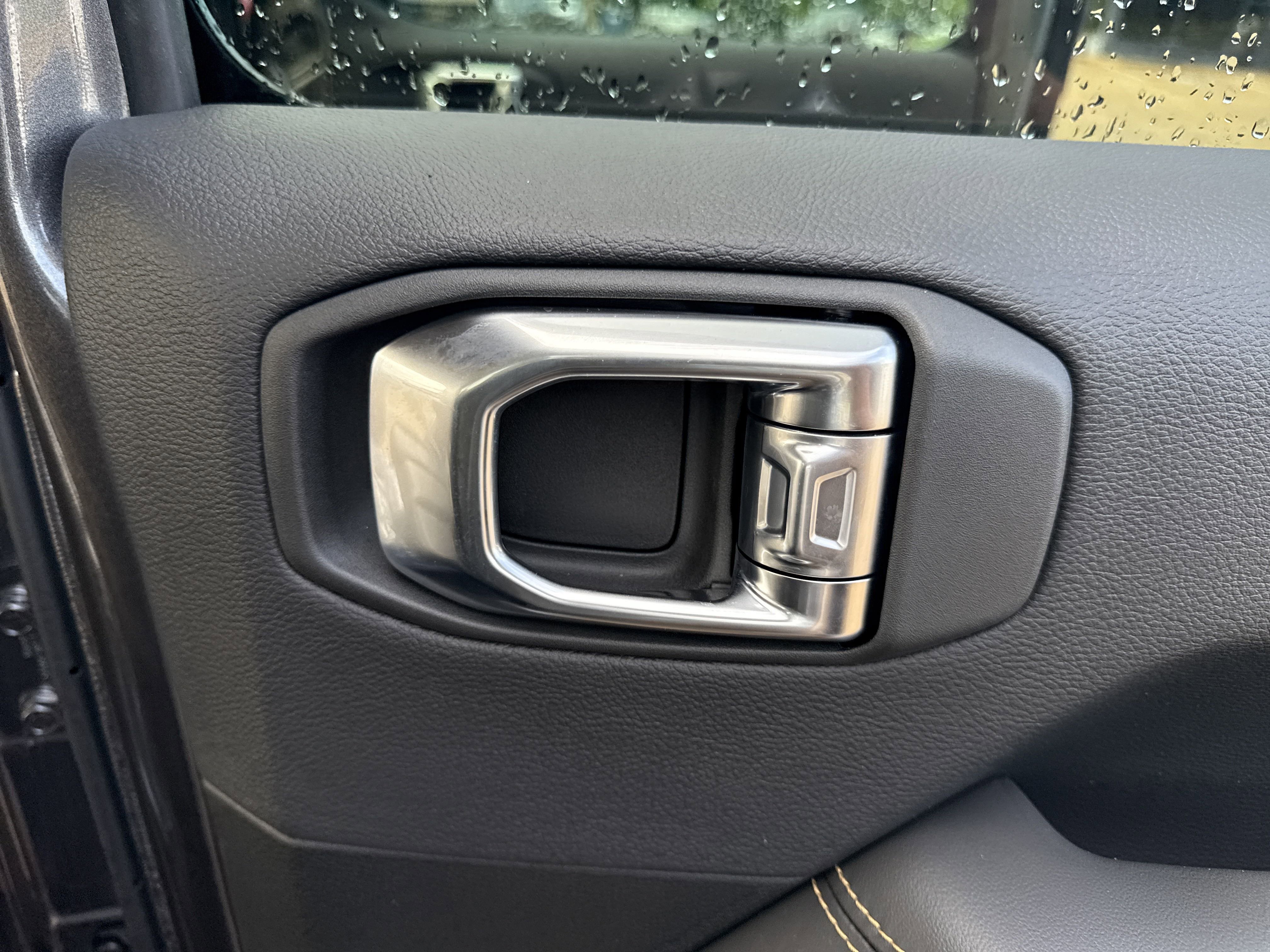 New 2025 Jeep Gladiator Sport w/ Premium Package image 35