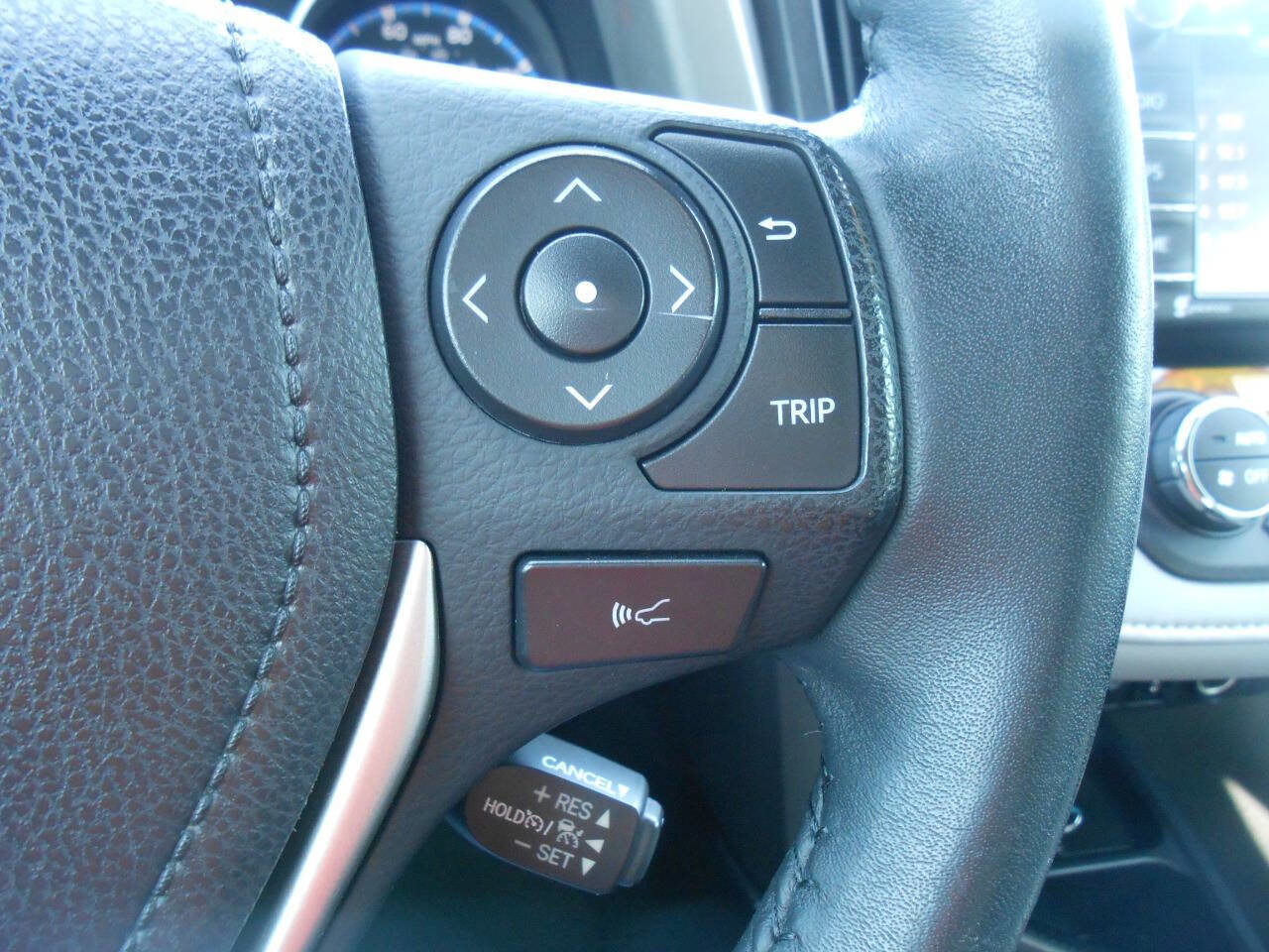 Used 2018 Toyota RAV4 Adventure w/ Cold Weather Package image 18