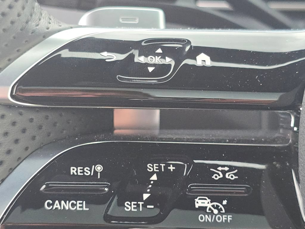 Certified 2026 Mercedes-Benz GLC 300 4MATIC image 35