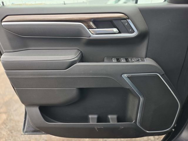 Used 2025 Chevrolet Silverado 1500 LT image 31