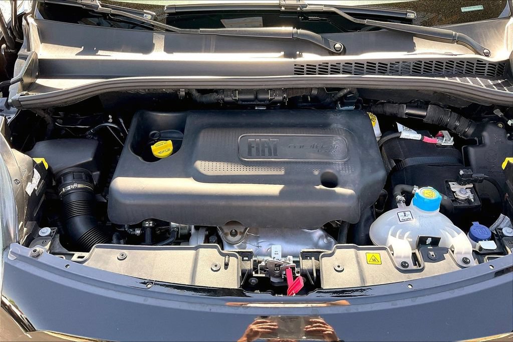 Used 2019 FIAT 500L Trekking FWD image 29