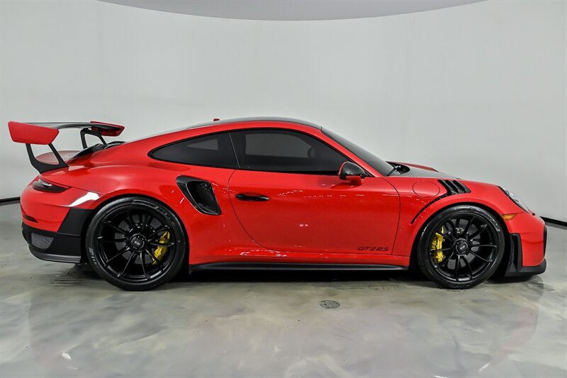 Used 2018 Porsche 911 GT2 RS RWD image 11