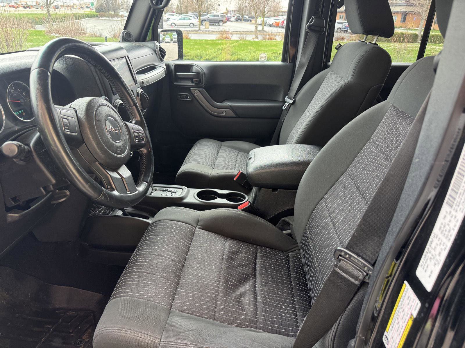 Used 2012 Jeep Wrangler Unlimited Sport image 8