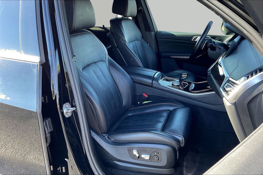Used 2020 BMW X5 xDrive40i w/ Convenience Package AWD/4WD image 28