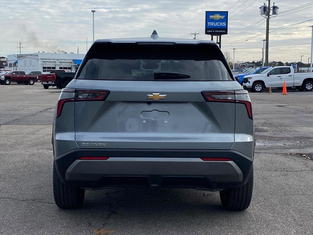 New 2026 Chevrolet Equinox LT w/ Convenience Package II image 4
