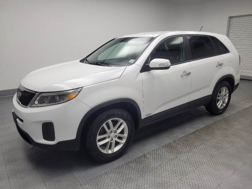 Used 2015 Kia Sorento LX image 2