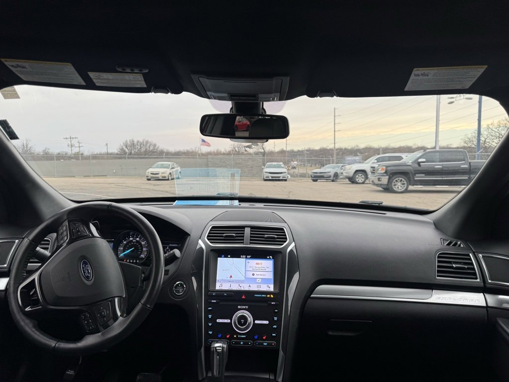 Used 2019 Ford Explorer Sport w/ Equipment Group 401A image 10