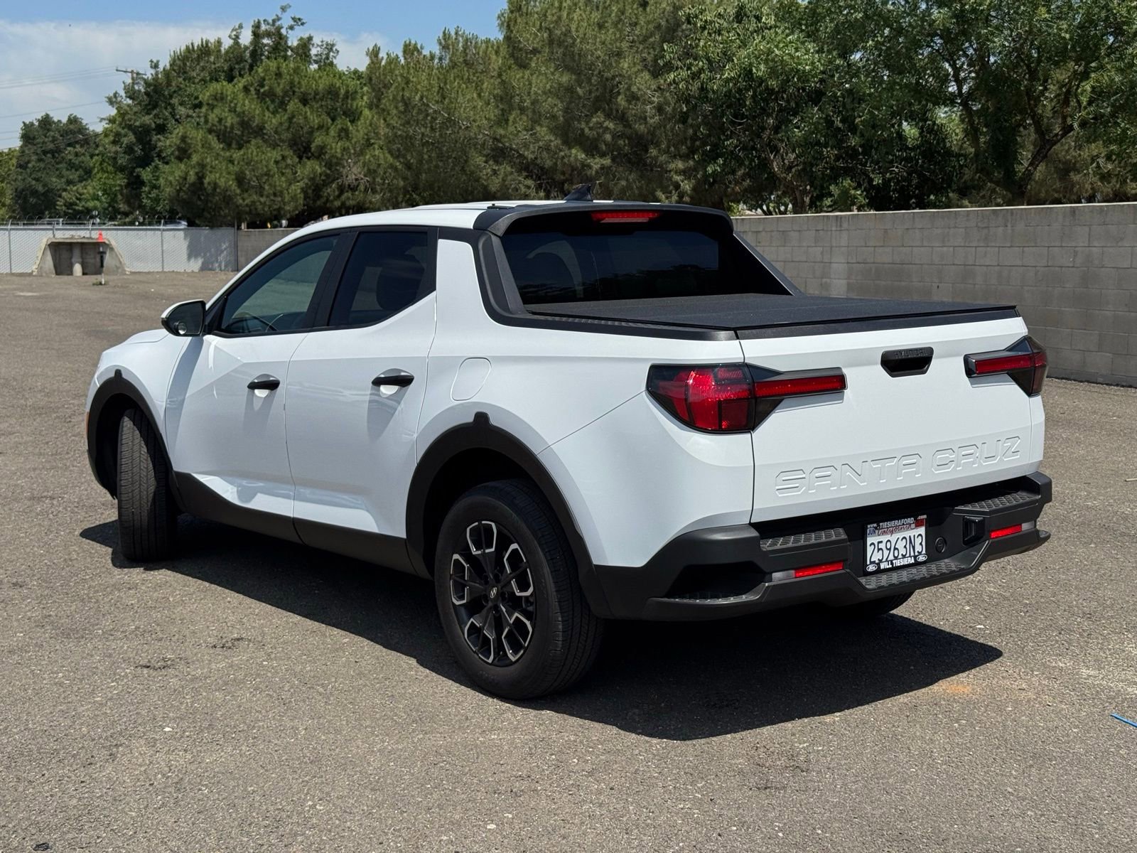 Used 2022 Hyundai Santa Cruz SEL FWD image 7