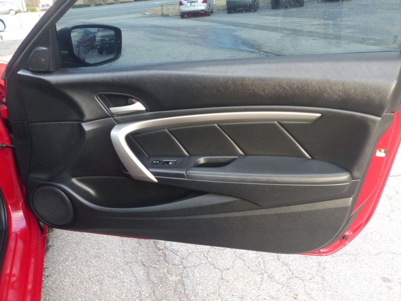 Used 2011 Honda Accord EX-L image 12