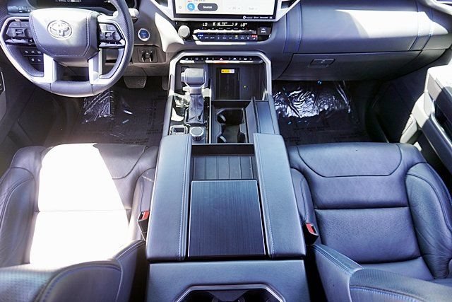 Used 2023 Toyota Sequoia Platinum AWD/4WD image 36