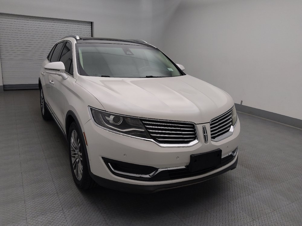Used 2016 Lincoln MKX Reserve w/ Technology Package FWD image 14