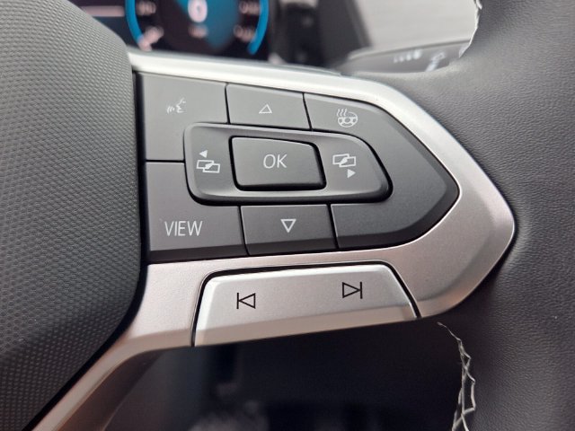 New 2026 Volkswagen Atlas Cross Sport SE FWD image 25