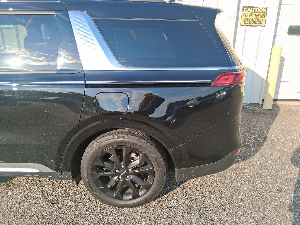 Used 2024 Kia Carnival SX Prestige FWD image 18