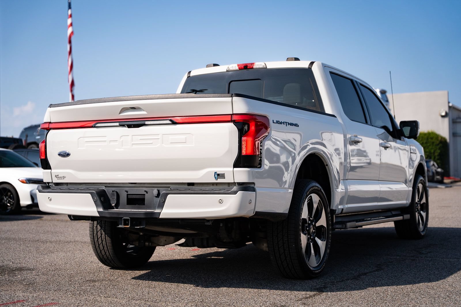 Certified 2022 Ford F150 Lightning Platinum AWD/4WD image 7