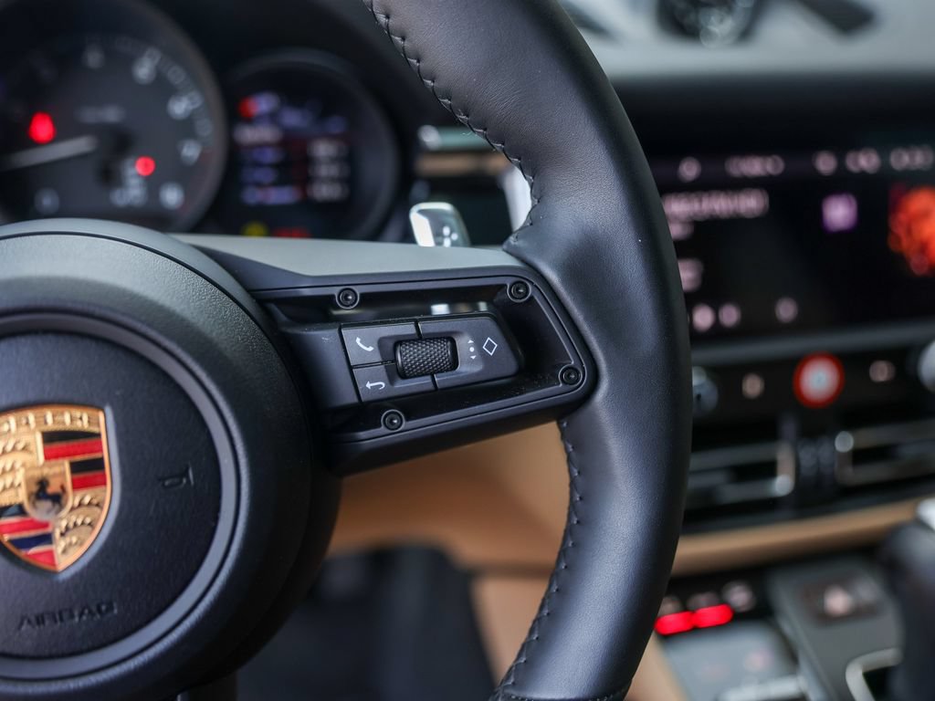 Certified 2026 Porsche Macan AWD/4WD image 55