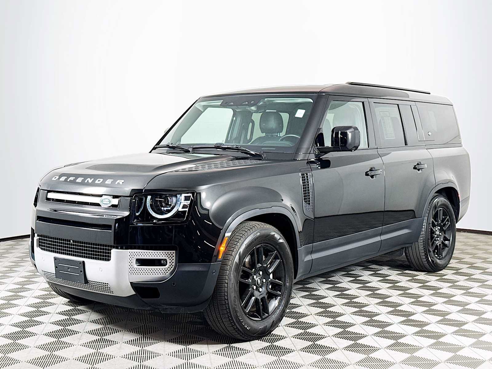 Used 2023 Land Rover Defender 130 SE AWD/4WD image 1