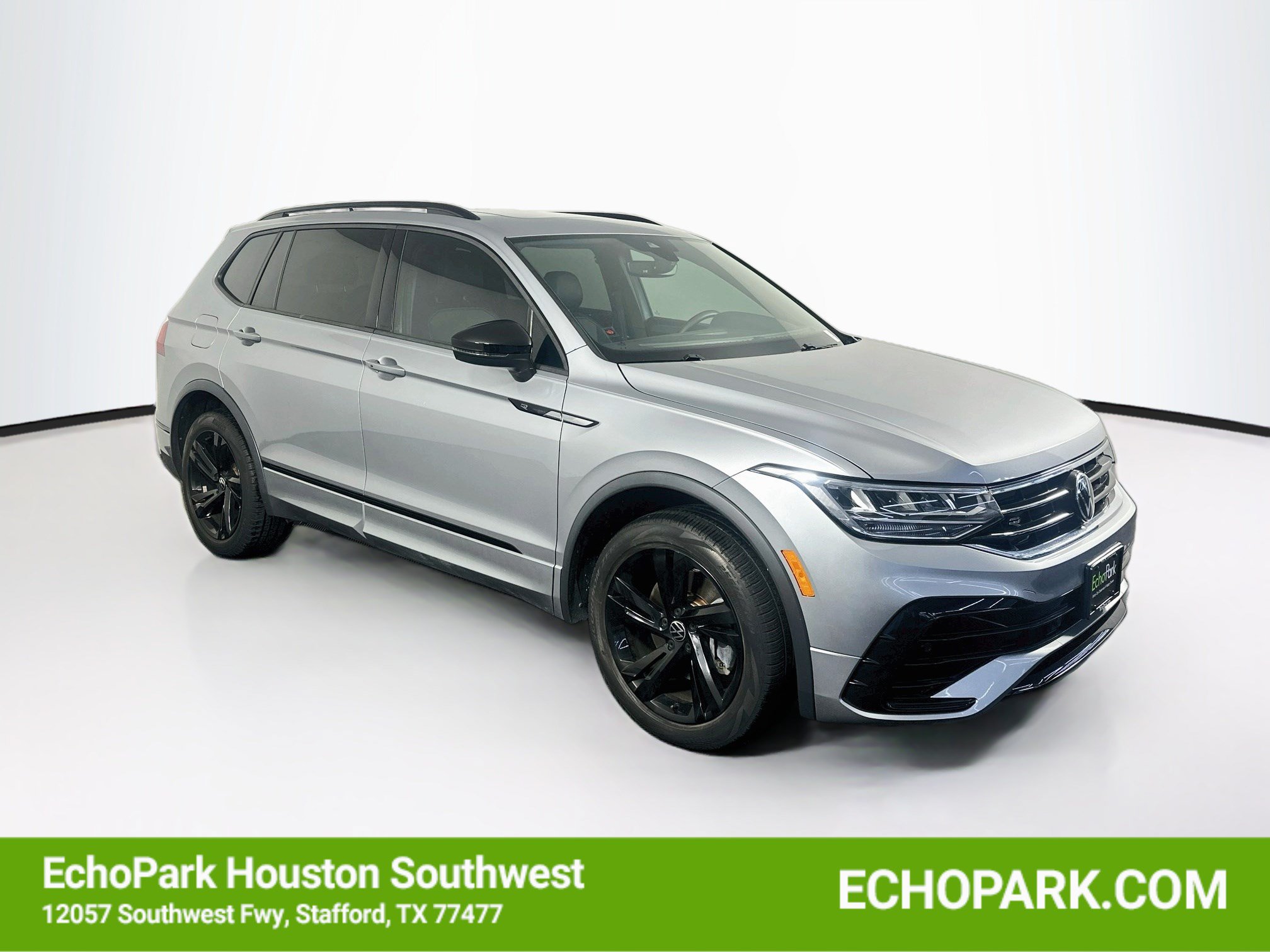 Used 2023 Volkswagen Tiguan SE R-Line