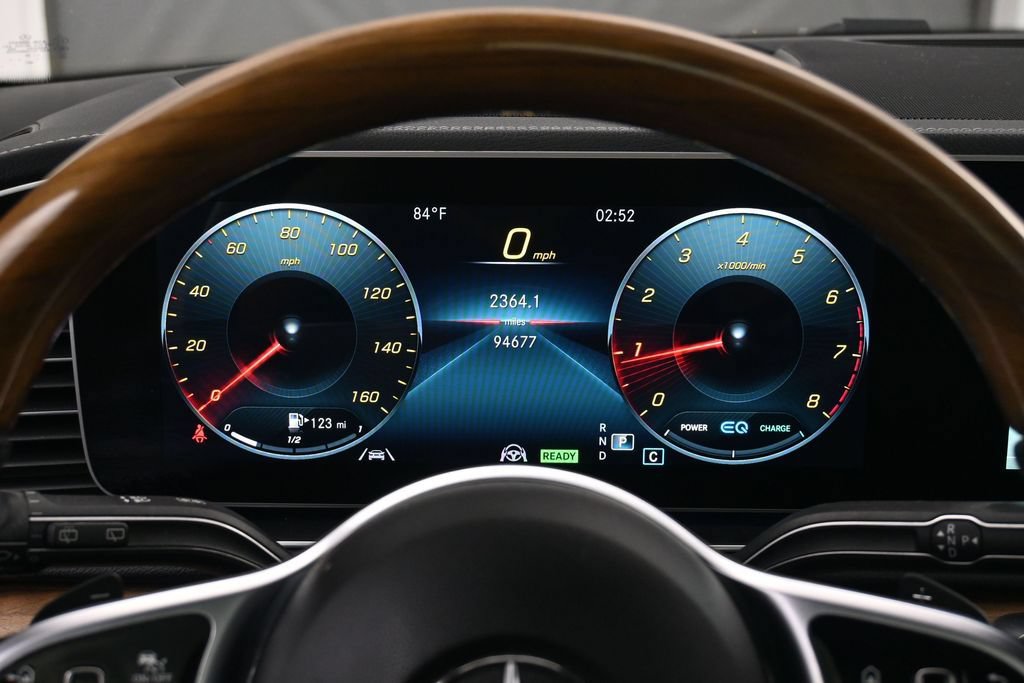 Used 2022 Mercedes-Benz GLS 450 4MATIC image 33