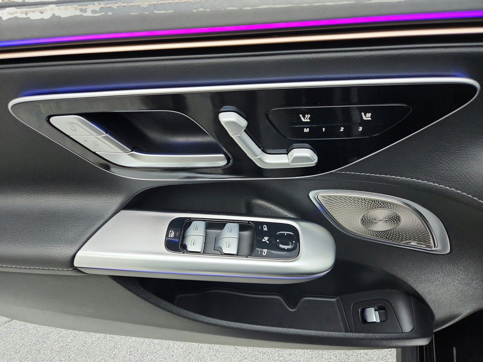 Certified 2023 Mercedes-Benz EQE 500 4MATIC Sedan image 19